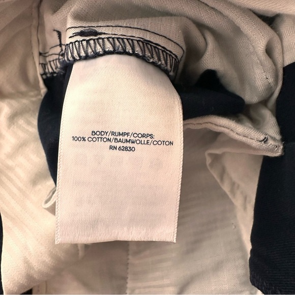 Lands' End Men's Cotton Pleated Front Chino Shorts. Navy Blue. 9 in. Inseam. - Picture 5 of 6